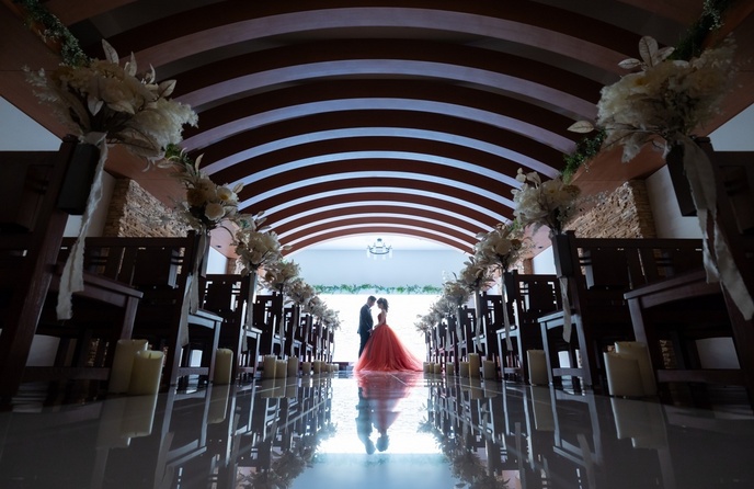 クオーリ クオーリ チャペル(滝の流れる幻想的な空間)画像 1