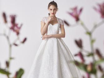 プレミアホテル門司港(旧 門司港ホテル) 衣裳画像 2-3