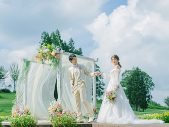 あてま高原リゾート ホテルベルナティオ セレモニースペース(【湖上の挙式】レイクサイド)画像 2-3