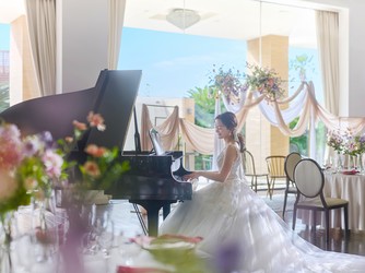 グレイスヒル・オーシャンテラス 【ラグーン】おふたり色に染められる会場画像 2-3