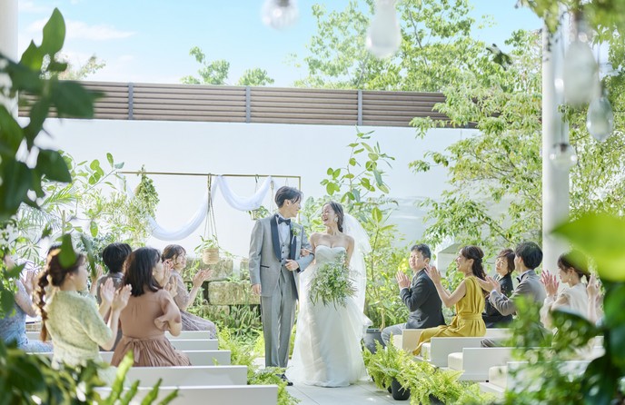 グレイスヒル・オーシャンテラス セレモニースペース(開放感抜群の森テラス)画像 1