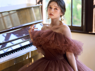 アクアデヴュー佐賀スィートテラス 衣裳6画像 1-4