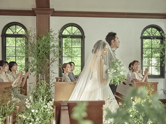 フェアブルーム水戸アメイジングステージ チャペル(森の中に迷い込んだような自然溢れる会場)画像 2-3