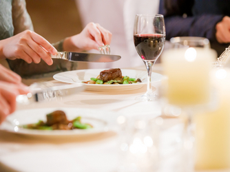 ホテル日航熊本 8mの天井高を誇る大宴会場「阿蘇」画像 2-3