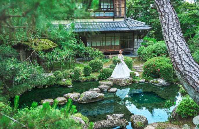 桜鶴苑(おうかくえん) ”七代目小川治兵衛”が手掛ける日本庭園画像 1