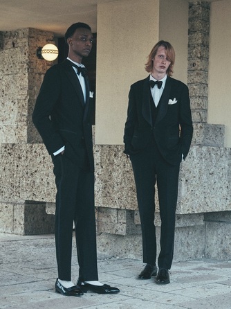 St.ヴァレンタイン福山 衣裳4画像 1-1