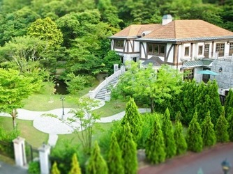 森の邸宅 彩音 ロケーション2画像 2-2