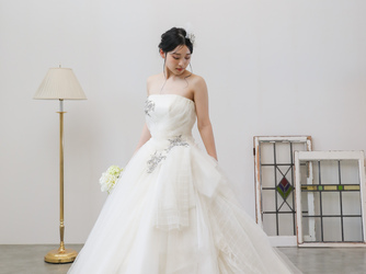 ヴィクトリアフォレスト富山 衣裳1画像 1-2