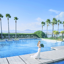 ラヴィマーナ神戸(RAVIMANA KOBE) チャペル(水と煌めきのチャペル≪ブルービジュー≫)画像 2-3