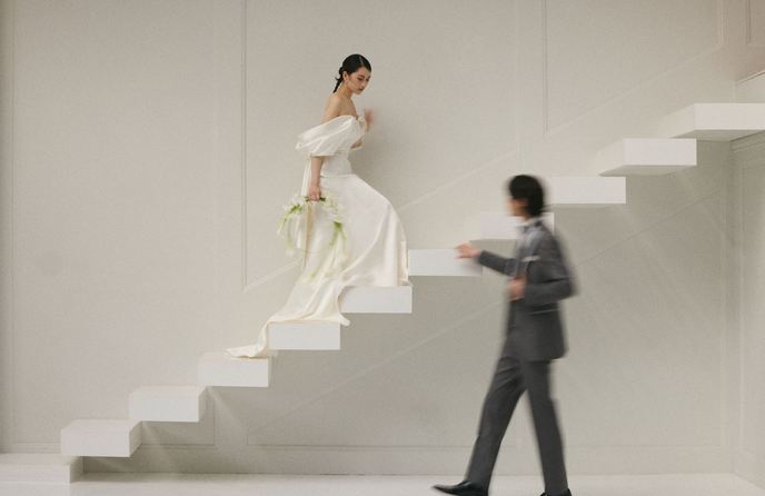 ラヴィマーナ神戸(RAVIMANA KOBE) 衣裳2画像 1