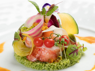 ホテル ラ・スイート神戸ハーバーランド (HOTEL LA SUITE KOBE HARBORLAND) 料理・ケーキ1画像 1-2