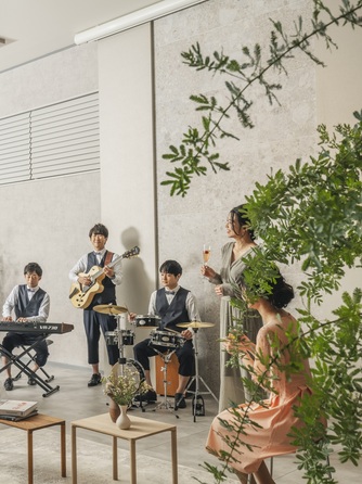 ウエディング パルコ アルジェント 森に囲まれたガーデン一体型のゲストハウス画像 1-2