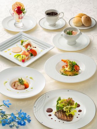 GRANDAIR(グランディエール) 料理・ケーキ2画像 1-2