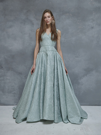 ONE&ONLY ル・グラン・ミラージュ 衣裳1画像 2-1