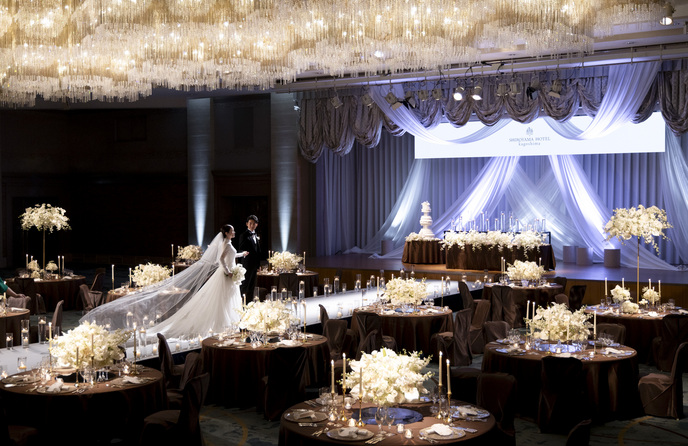 SHIROYAMA HOTEL kagoshima(城山ホテル鹿児島) エメラルド/ホテルらしい上質で優雅な会場画像 1