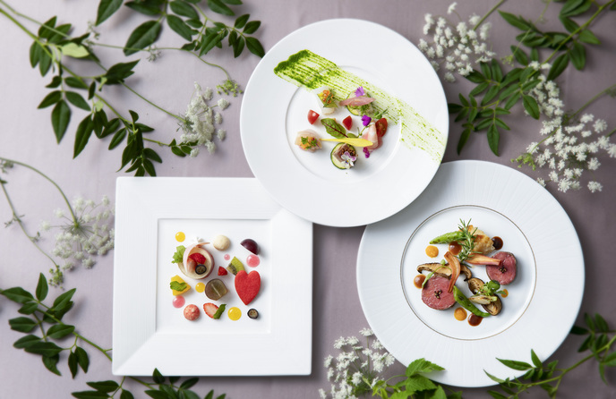 SHIROYAMA HOTEL kagoshima(城山ホテル鹿児島) 料理・ケーキ1画像 1