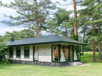 軽井沢プリンスホテル フォレスターナ軽井沢 衣裳画像 2-3