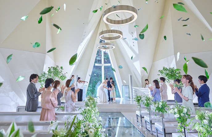 軽井沢プリンスホテル フォレスターナ軽井沢 チャペル(軽井沢 風の教会 ブラーサビアンカ)画像 1