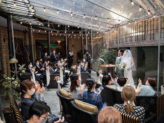 TABLEAUX(タブローズ) セレモニースペース(自然光差し込むテラス挙式)画像 2-2