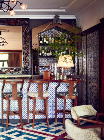 THE FUJIYA GOHONJIN(藤屋御本陳) 歴史画像 1-2