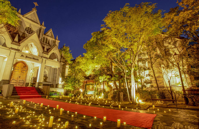 アニバーサリーガーデン 南蔵王・聖ペトロ教会 【ナイトウエディング】貸切邸宅で非日常を画像 1