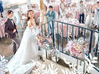 星ヶ丘迎賓館 アートグレイスクラブ 【オランジュリーガーデン】ソファーメイン画像 2-3