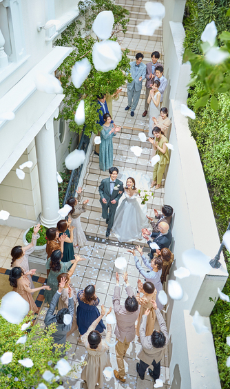 星ヶ丘迎賓館 アートグレイスクラブ セレモニースペース(独立型チャペルで叶えるフラワーシャワー)画像 2-1