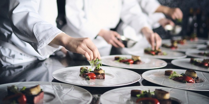 星ヶ丘迎賓館 アートグレイスクラブ 料理・ケーキ1画像 1