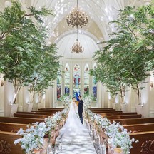 セントグレースヴィラ チャペル(木の陰影がゆらめき花嫁が美しく輝ける場所)画像 2-3