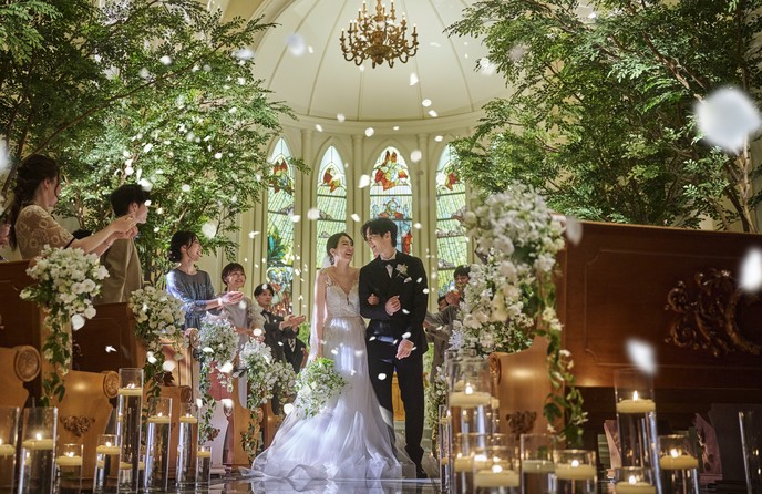 セントグレースヴィラ チャペル(木の陰影がゆらめき花嫁が美しく輝ける場所)画像 1
