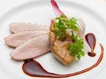 パラシオ・デ・ビアナ ベル・カーサ 料理・ケーキ画像 1-3