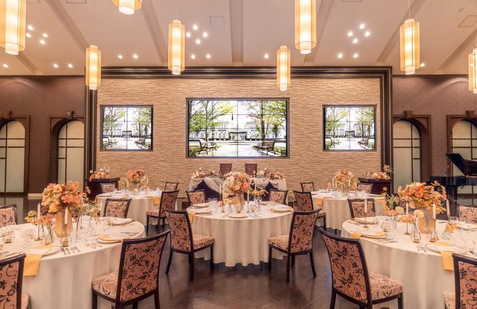 パラシオ・デ・ビアナ ベル・カーサ 【カサレス】落ち着きのあるモダンな空間画像 1