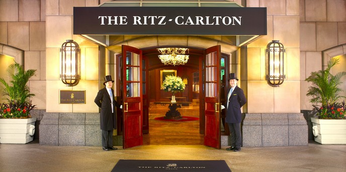 ザ・リッツ・カールトン大阪 ロビー・エントランス画像 1