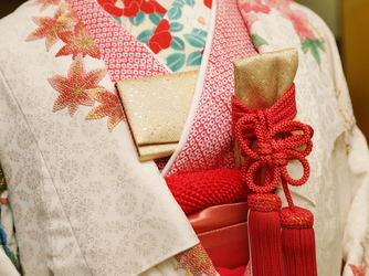 うつくしの杜 射水神社結婚式場 衣裳画像 1-2