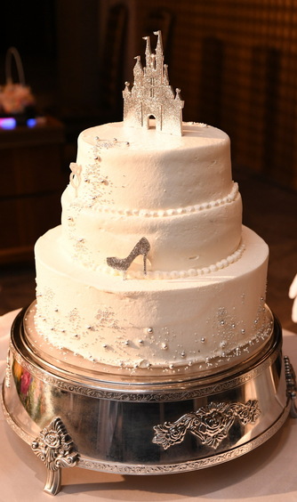 うつくしの杜 射水神社結婚式場 料理・ケーキ画像 2-1