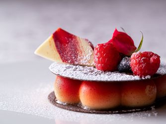 国指定重要文化財 旧松本邸(THE INDUSTRY CLUB OF WEST JAPAN) 料理・ケーキ3画像 2-3