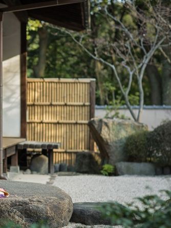 国指定重要文化財 旧松本邸(THE INDUSTRY CLUB OF WEST JAPAN) 衣裳2画像 1-2