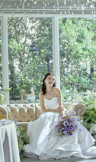 ラ・セーヌブランシュ 披露宴会場『ルミエール・ジャルダン』画像 2-1