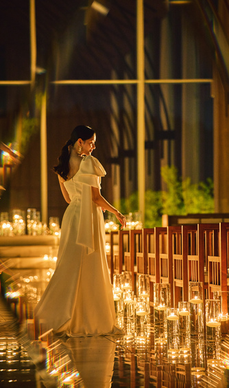 ララシャンス ベルアミー イルミネーションに囲まれる非現実空間画像 2-1