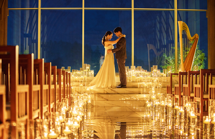 ララシャンス ベルアミー イルミネーションに囲まれる非現実空間画像 1