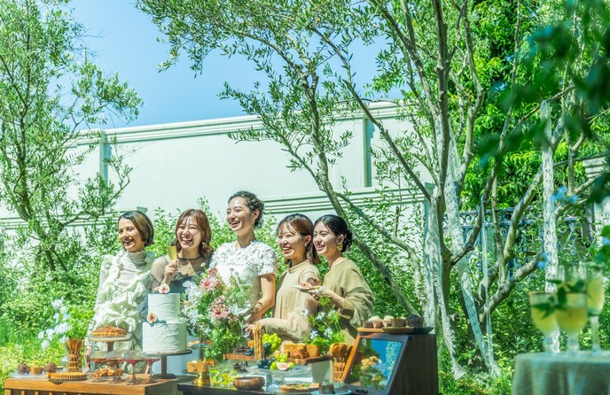 アルモニーアンブラッセ ウエディングホテル 絶景180度空とつながる天空の披露宴会場画像 1