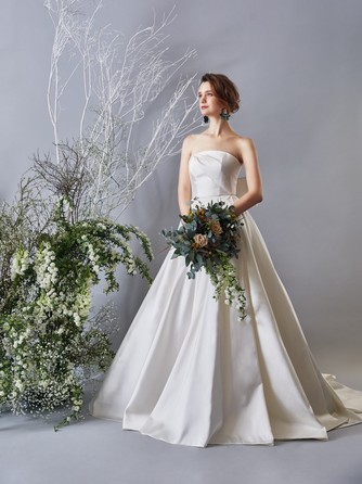 セントアクアチャペルみなとみらい 衣裳1画像 2-1