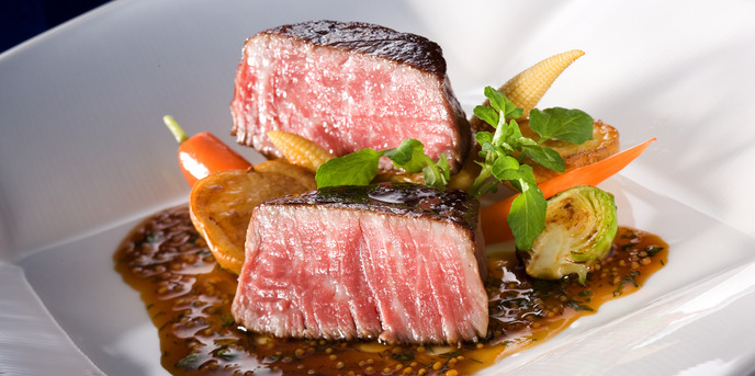 セントアクアチャペルみなとみらい 料理・ケーキ2画像 1