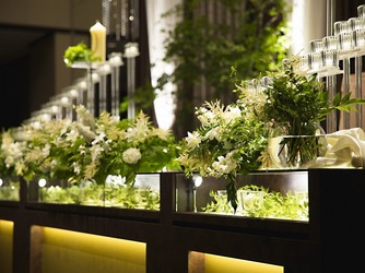 ホテル日航姫路 披露宴会場「光琳」コーディネート画像 1-2