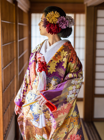 ホテル日航姫路 衣裳2画像 1-2