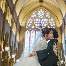 ロイヤル セント ヨーク チャペル(花嫁のドレス姿が美しく見えるよう緻密設計)画像 2-6