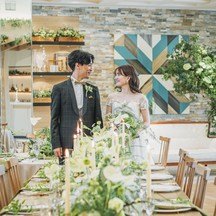 ロイヤル セント ヨーク 感動的な挙式後は自然体でゲストとワイワイ画像 1-3