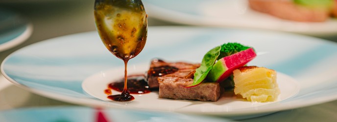 ロイヤル セント ヨーク 料理・ケーキ2画像 2-1