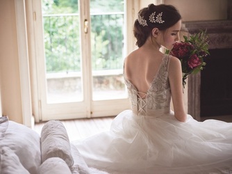 ホテルニューグランド 衣裳画像 2-3