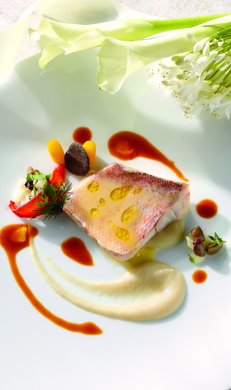 ホテルニューグランド 料理・ケーキ2画像 1-1